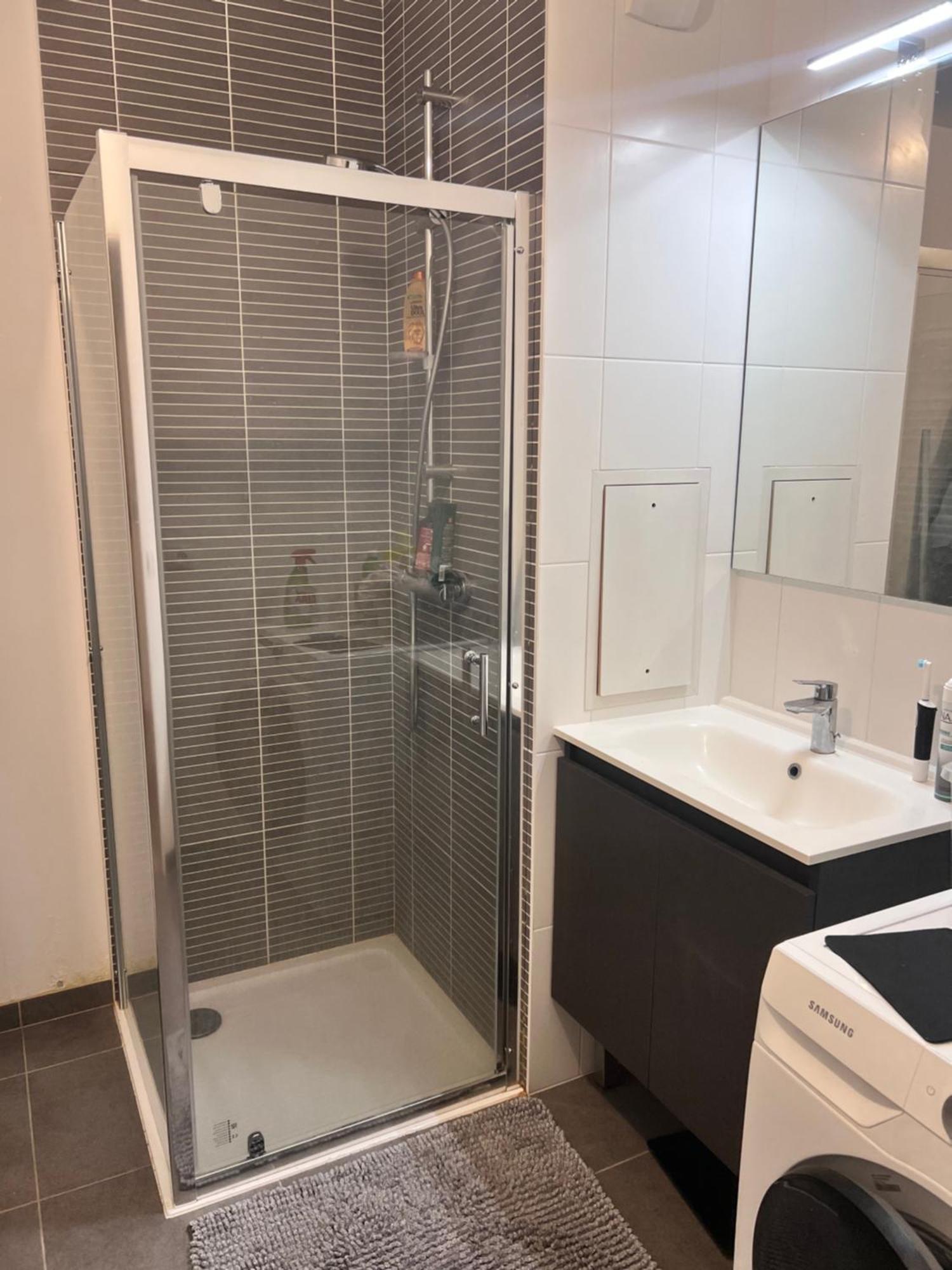 Chambre Individuelle Dans Un Appartement A 37 De Champs Elysees سارتروفيل المظهر الخارجي الصورة
